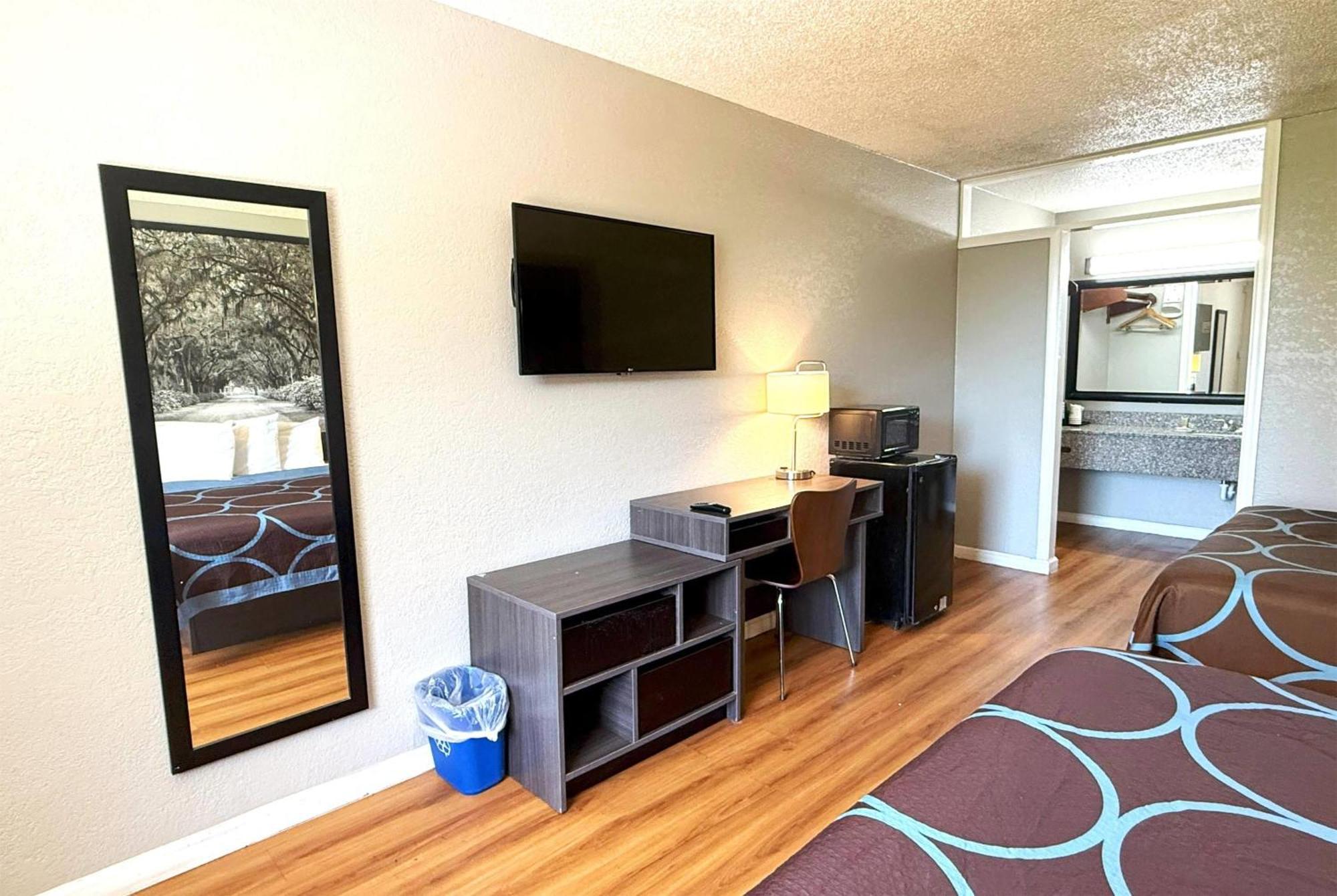 Super 8 By Wyndham Hardeeville - Savannah North Extérieur photo